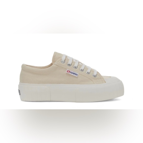 SUPERGA. NEW ! 2631 Stripe Platform
Sneakers size 40  US 9 - Picture 1 of 9